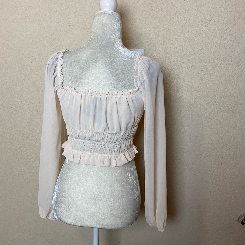 NWT! Forever 21 Cropped Puff Long Sleeve Blouse Top Cream Ivory Smocked Sz Small - Picture 8 of 11